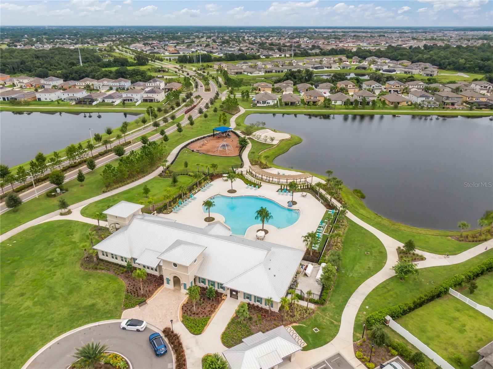 Image 4 of 68 For 11106 Leland Groves Drive