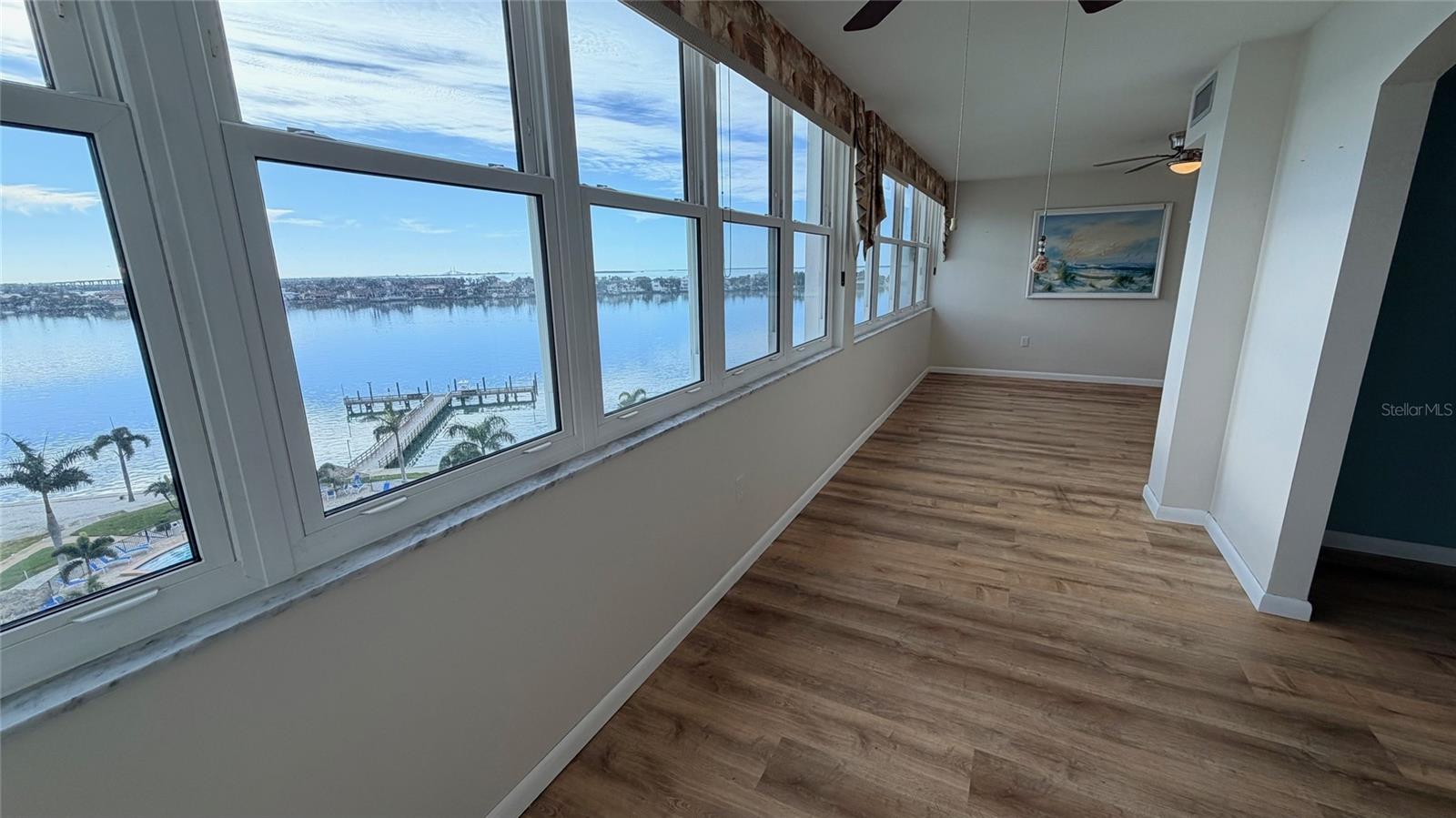 Image 5 of 32 For 5130 Brittany Drive S 807