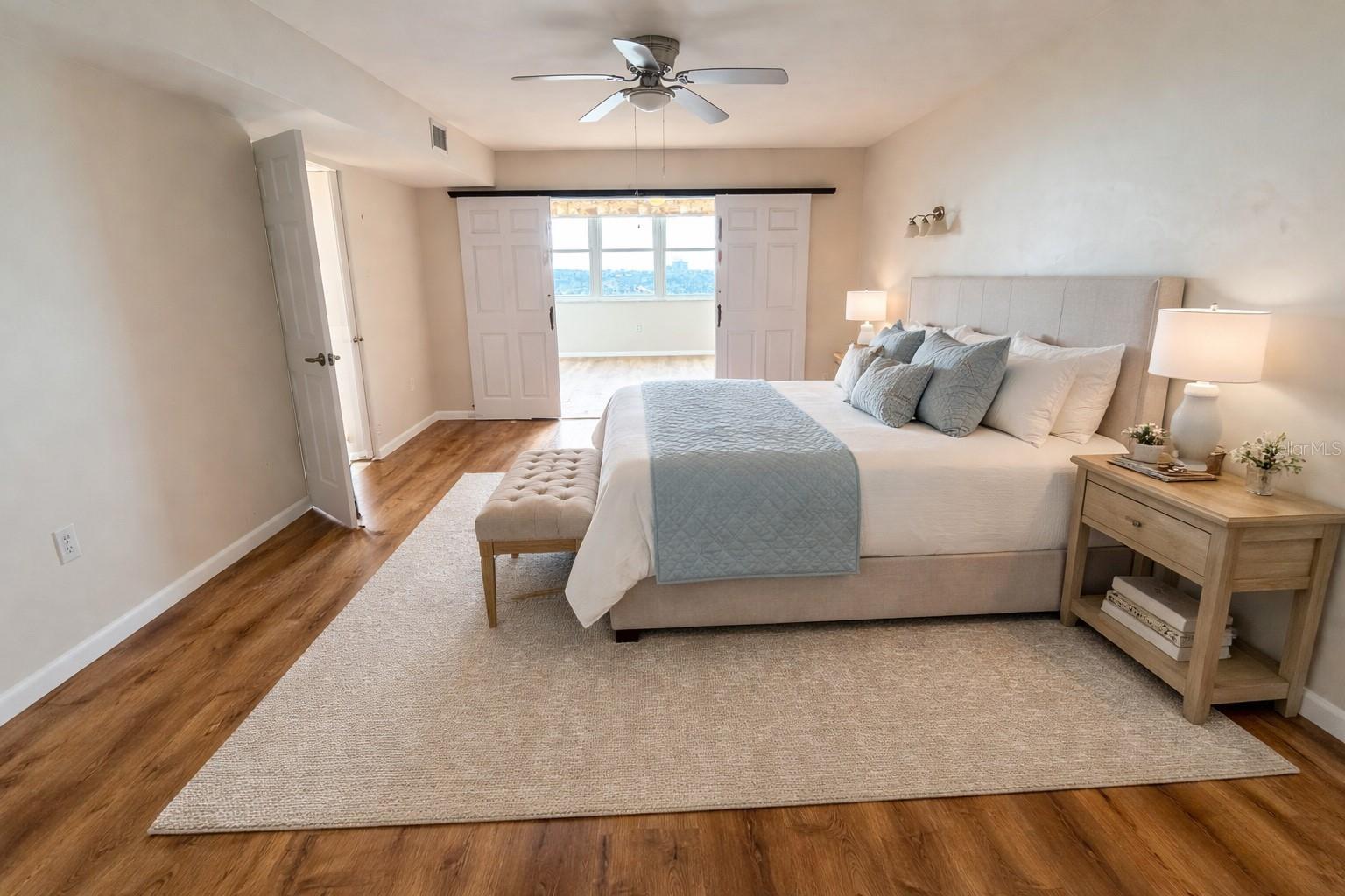 Image 9 of 32 For 5130 Brittany Drive S 807