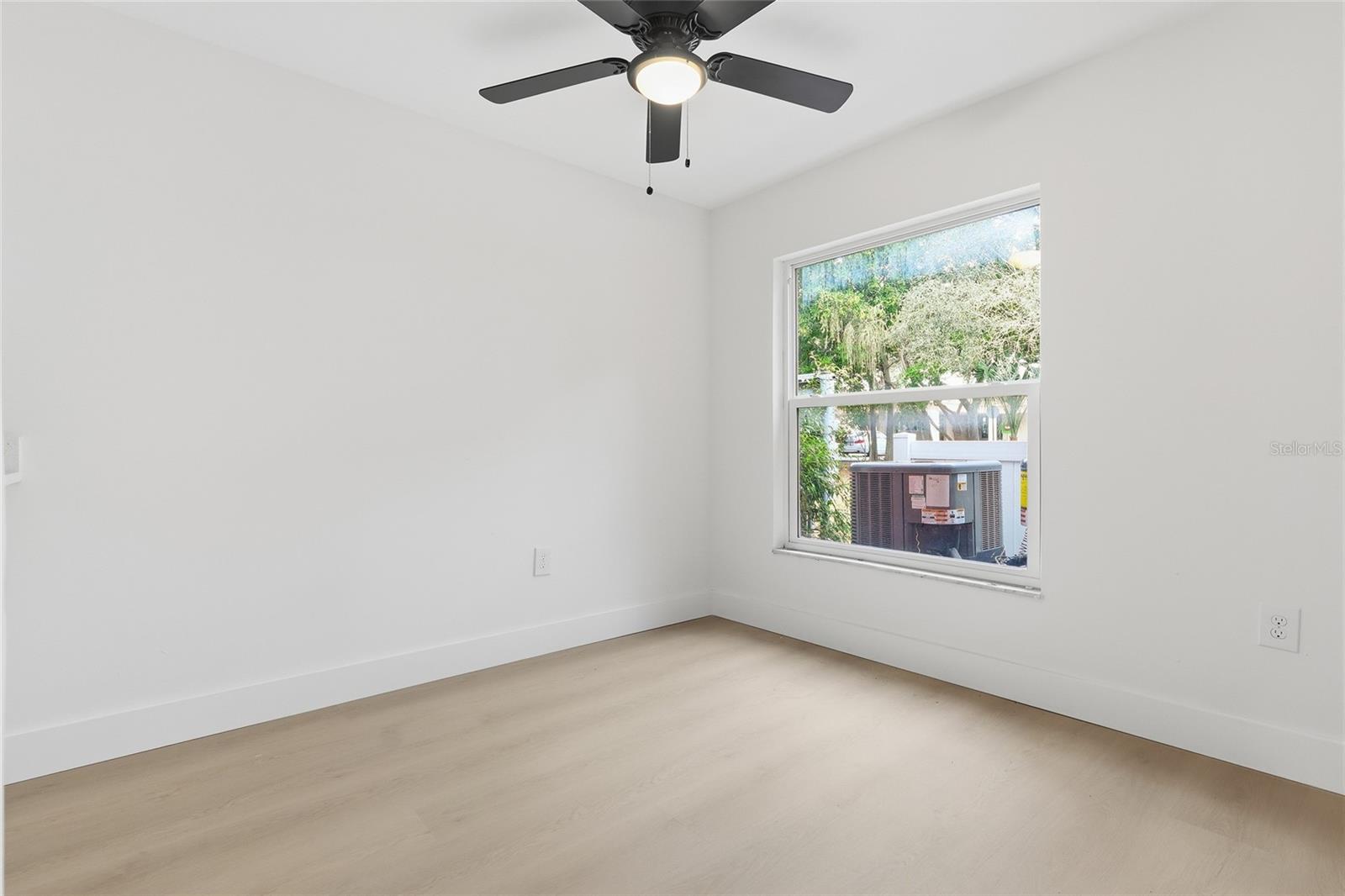 Image 11 of 20 For 1024 82nd Terrace N 1024a