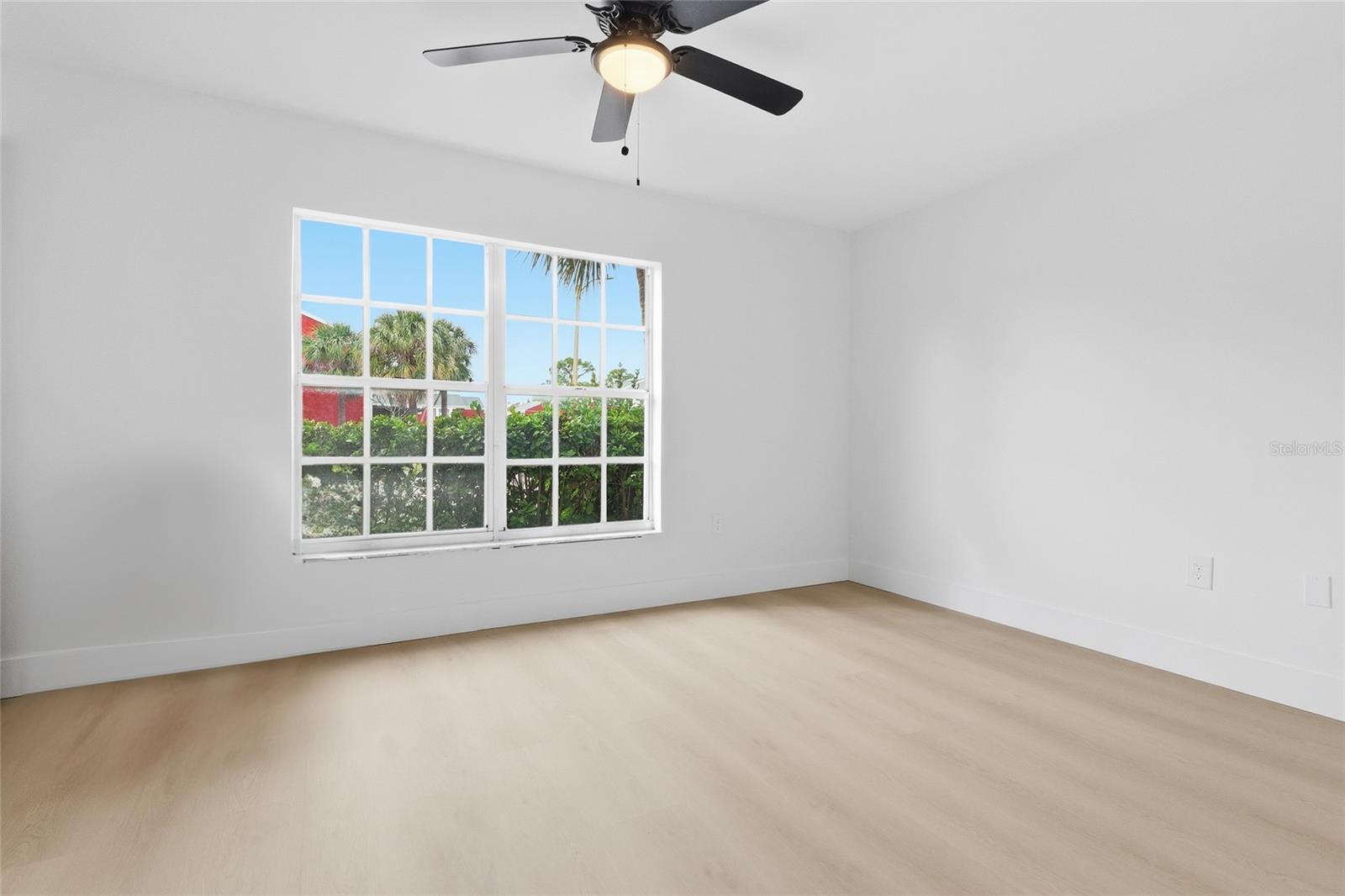 Image 12 of 20 For 1024 82nd Terrace N 1024a