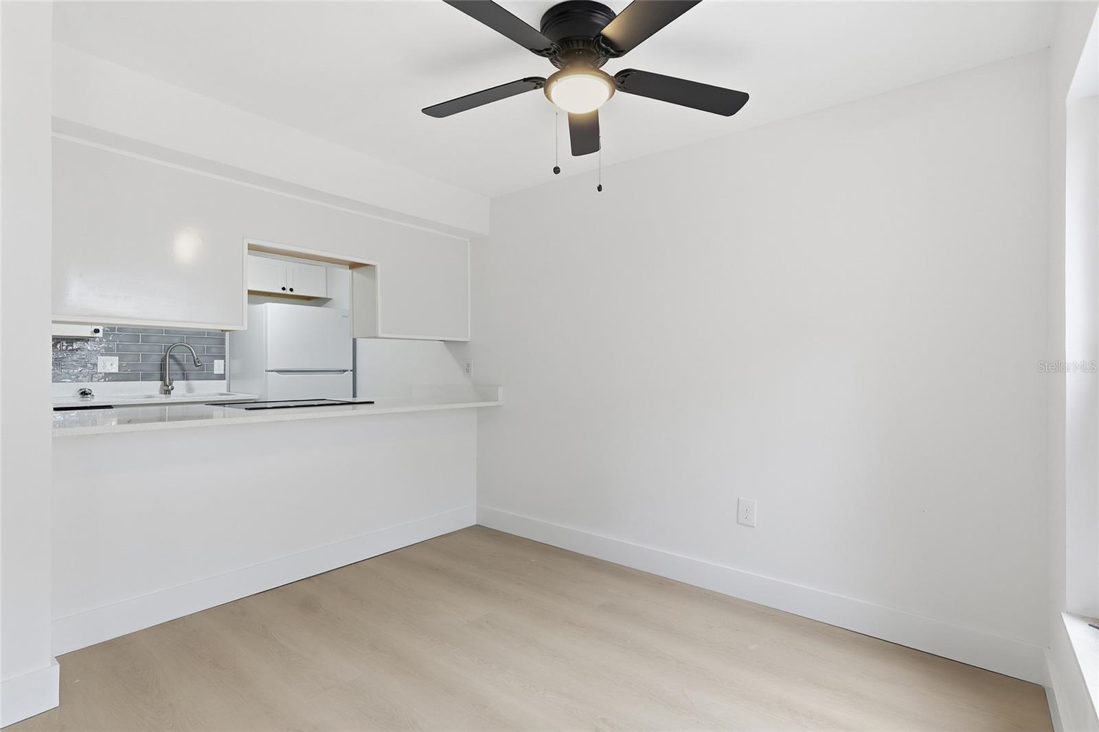 Image 6 of 20 For 1024 82nd Terrace N 1024a