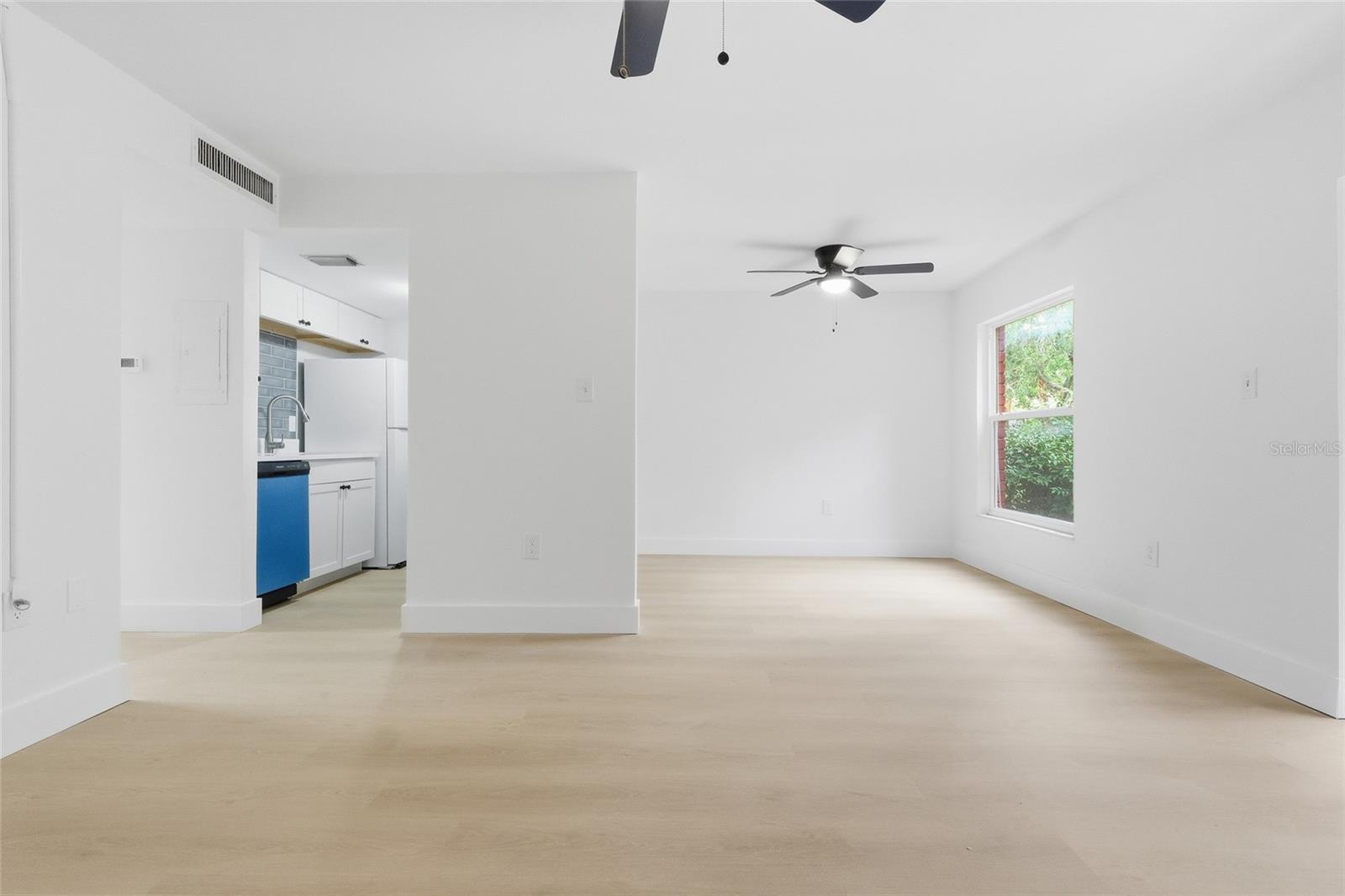 Image 7 of 20 For 1024 82nd Terrace N 1024a