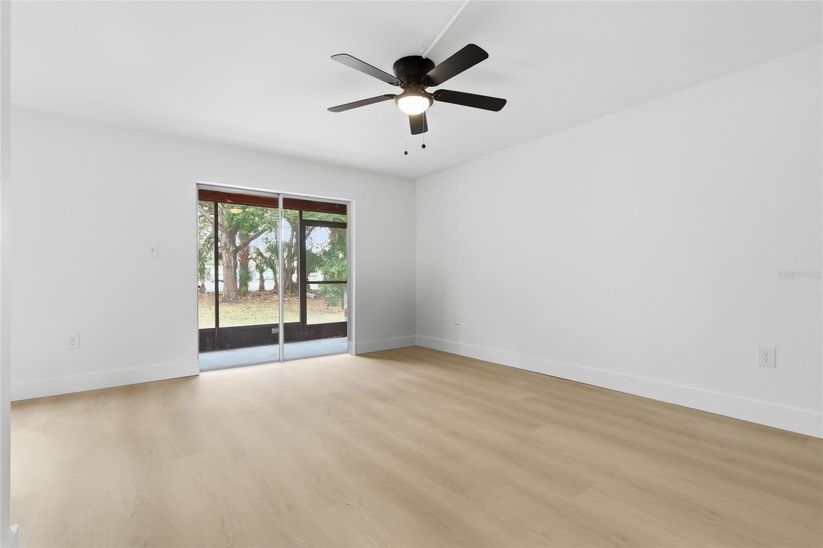 Image 9 of 20 For 1024 82nd Terrace N 1024a