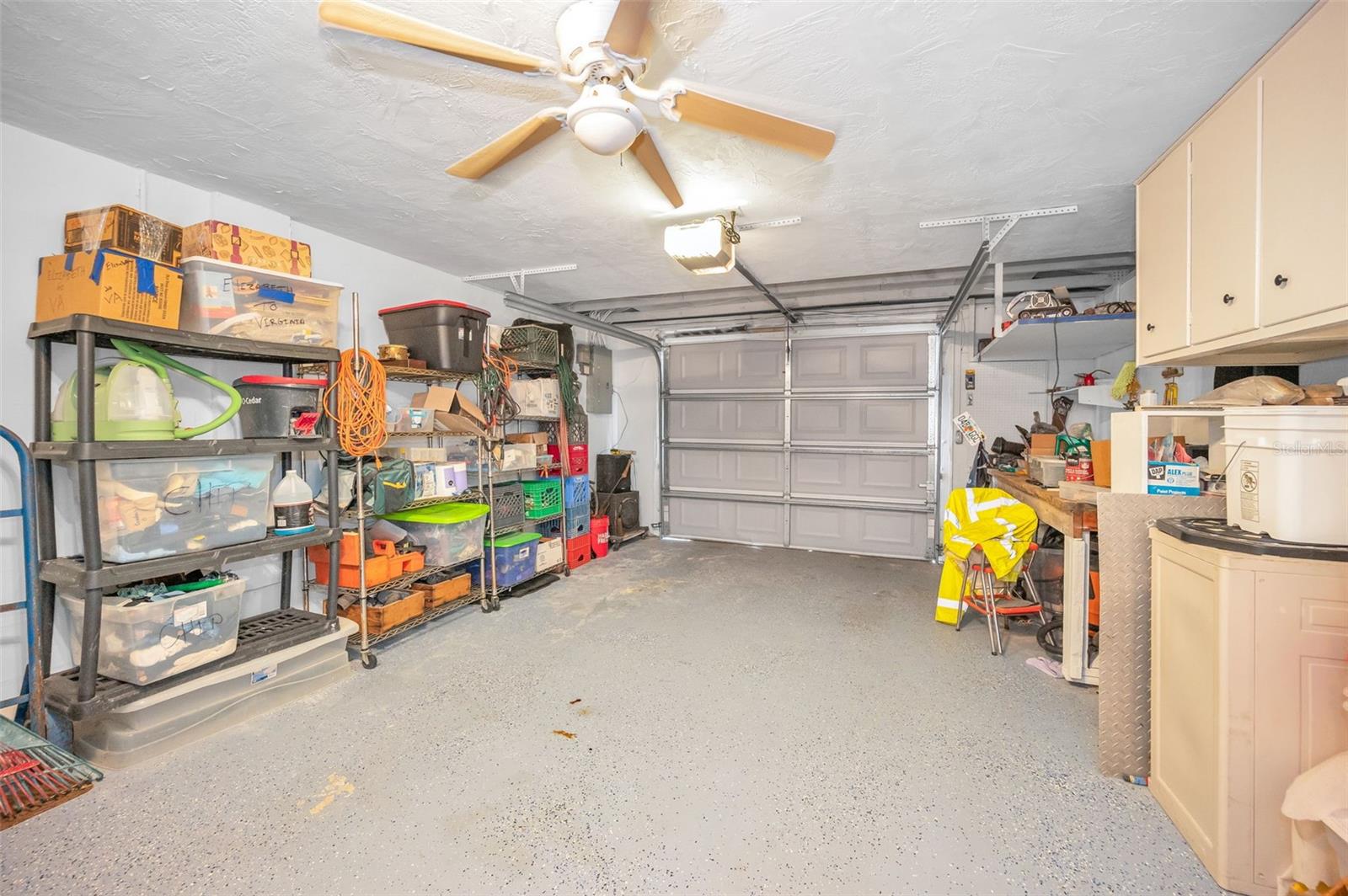 Image 27 of 37 For 5433 Bluepoint Drive