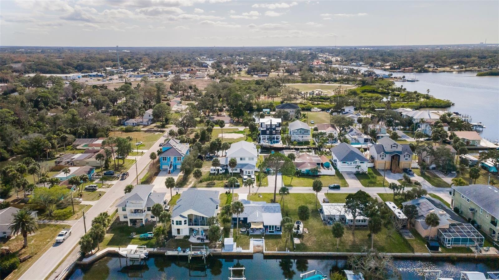 Image 33 of 37 For 5433 Bluepoint Drive