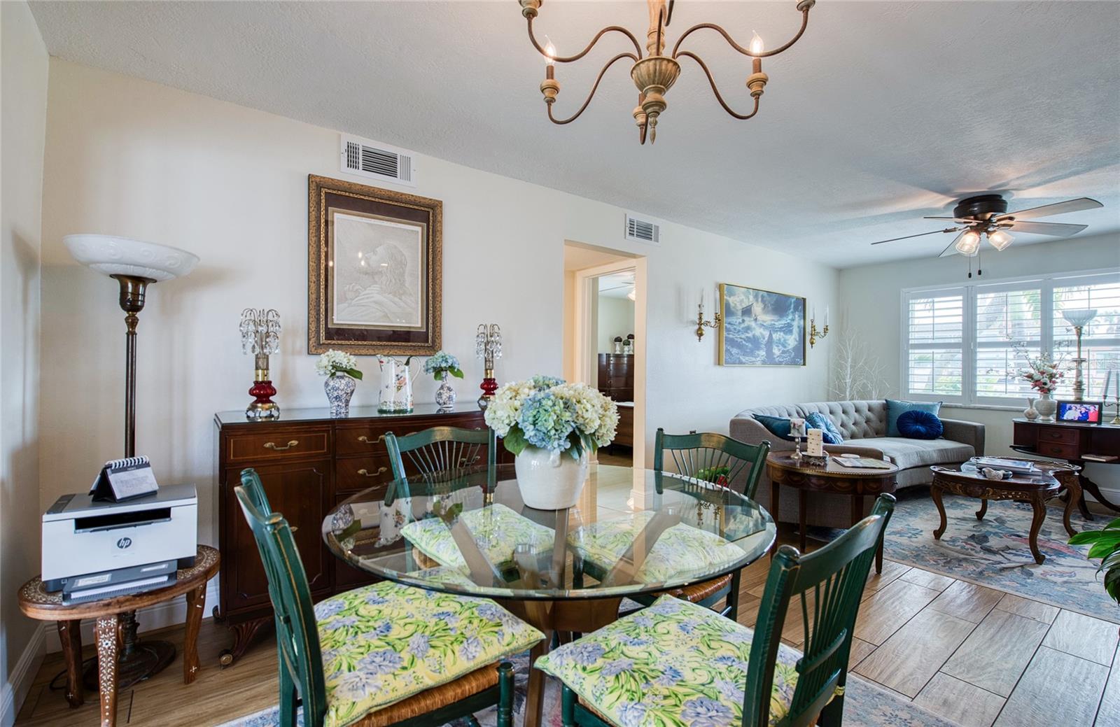 Listing photo id 36 for 621 77th Avenue