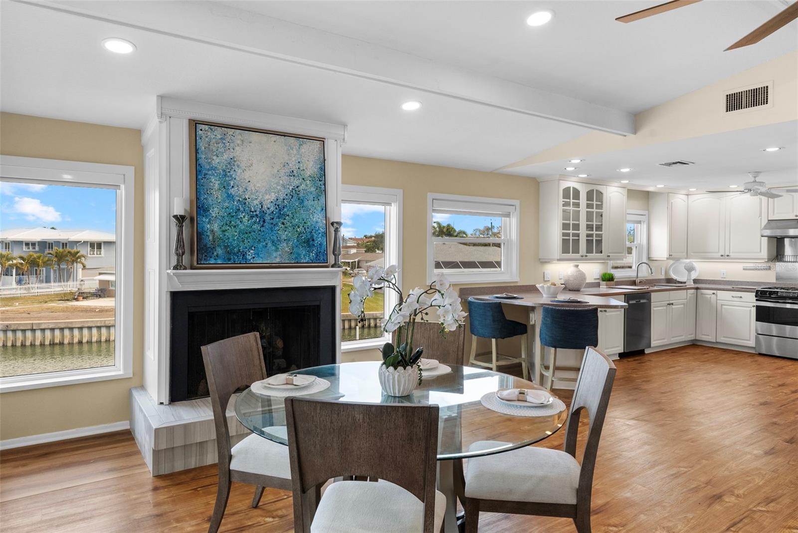 Image 13 of 65 For 2299 Lagoon Drive