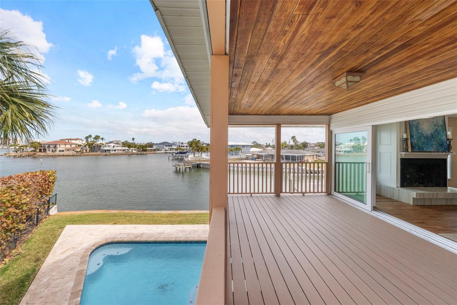 Image 21 of 65 For 2299 Lagoon Drive