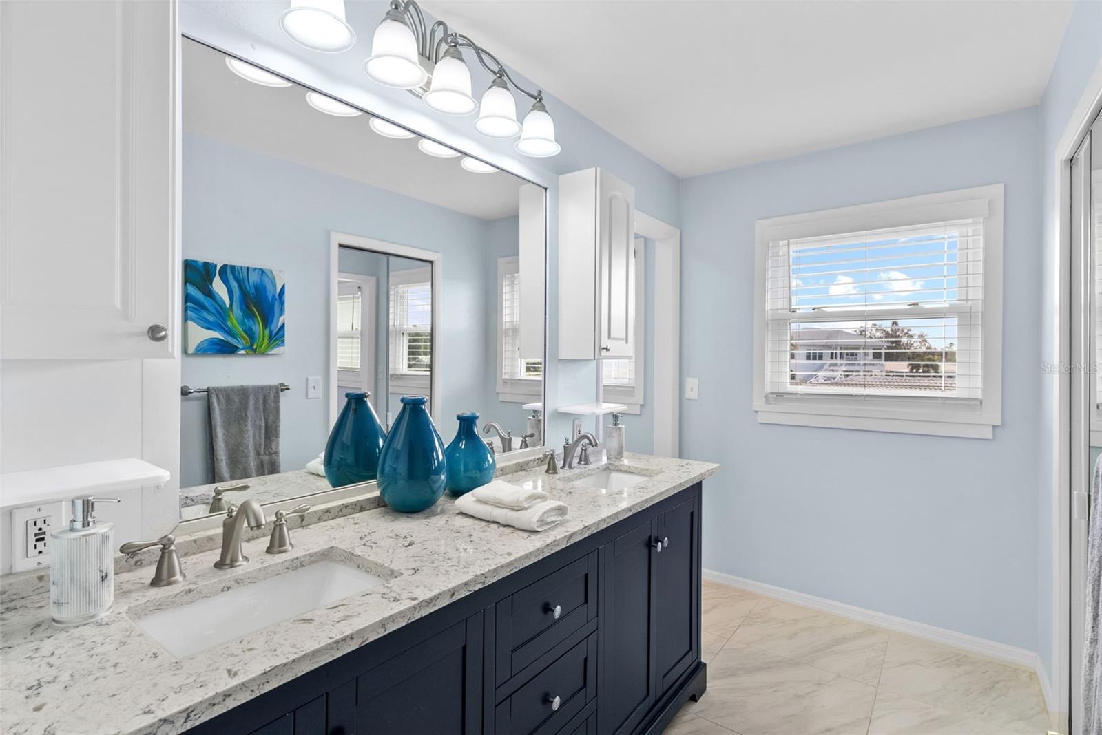 Image 34 of 65 For 2299 Lagoon Drive