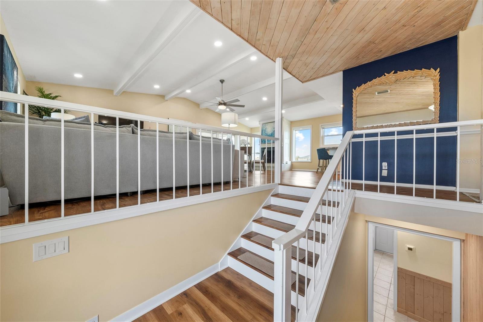 Image 5 of 65 For 2299 Lagoon Drive