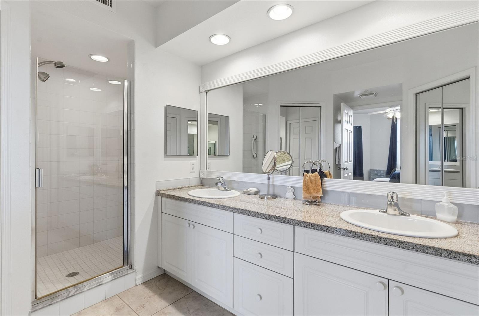 Image 11 of 22 For 960 Starkey Road 2403