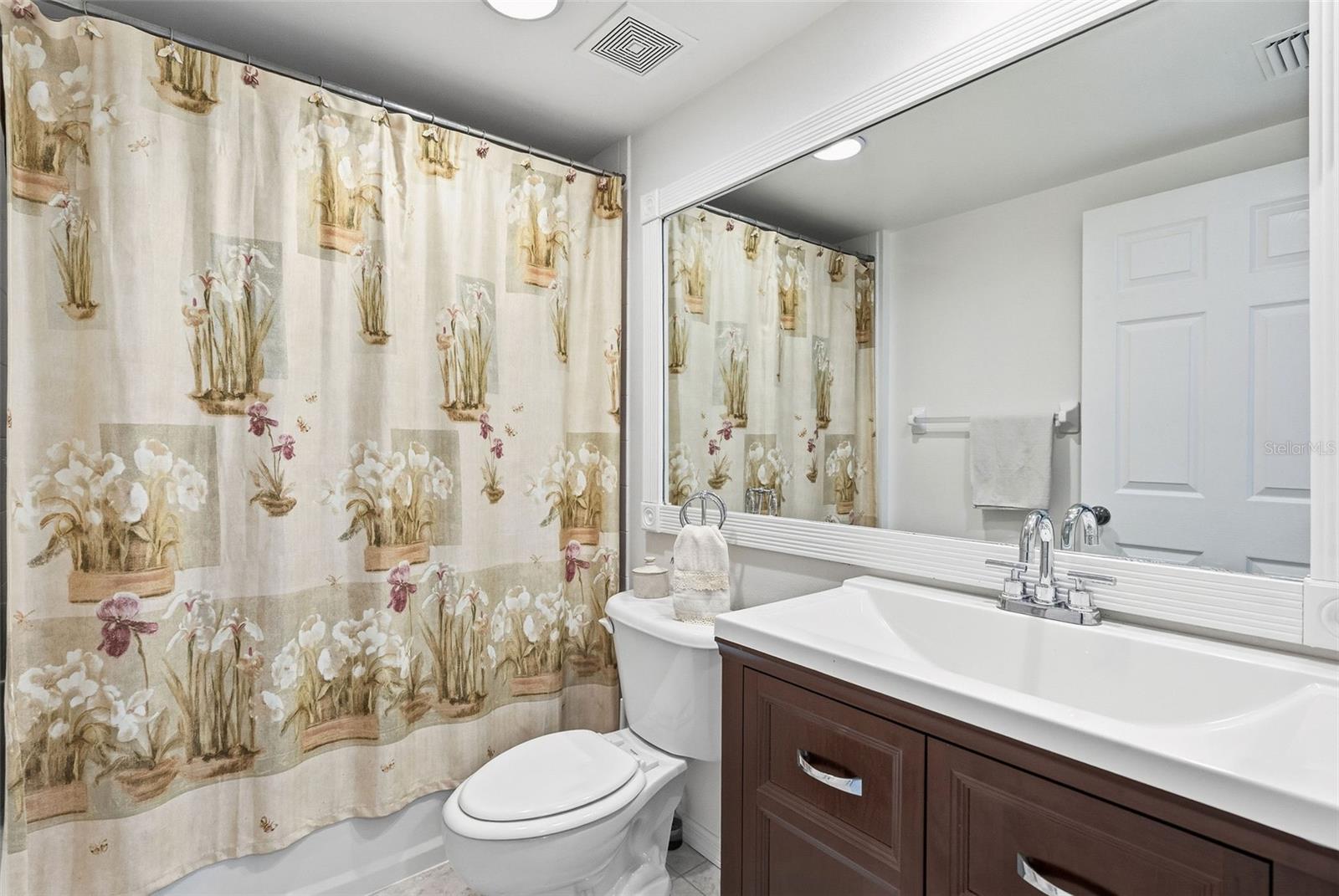 Image 17 of 22 For 960 Starkey Road 2403