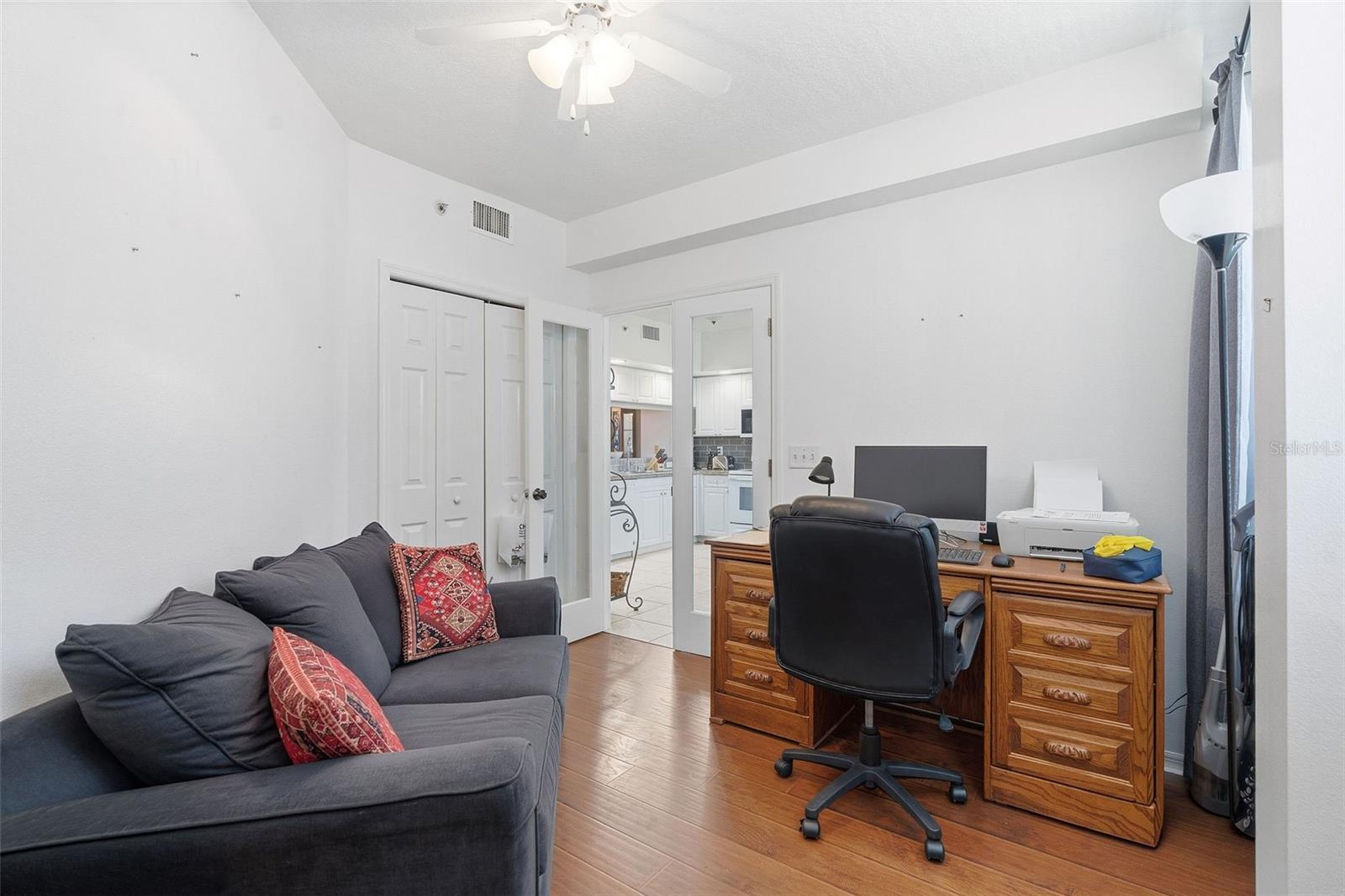 Image 18 of 22 For 960 Starkey Road 2403