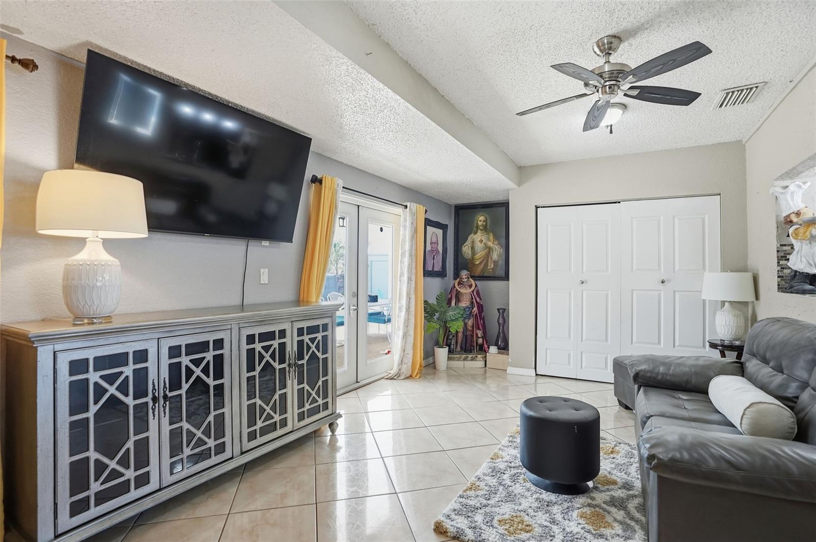 Image 11 of 65 For 13380 Barlington Street