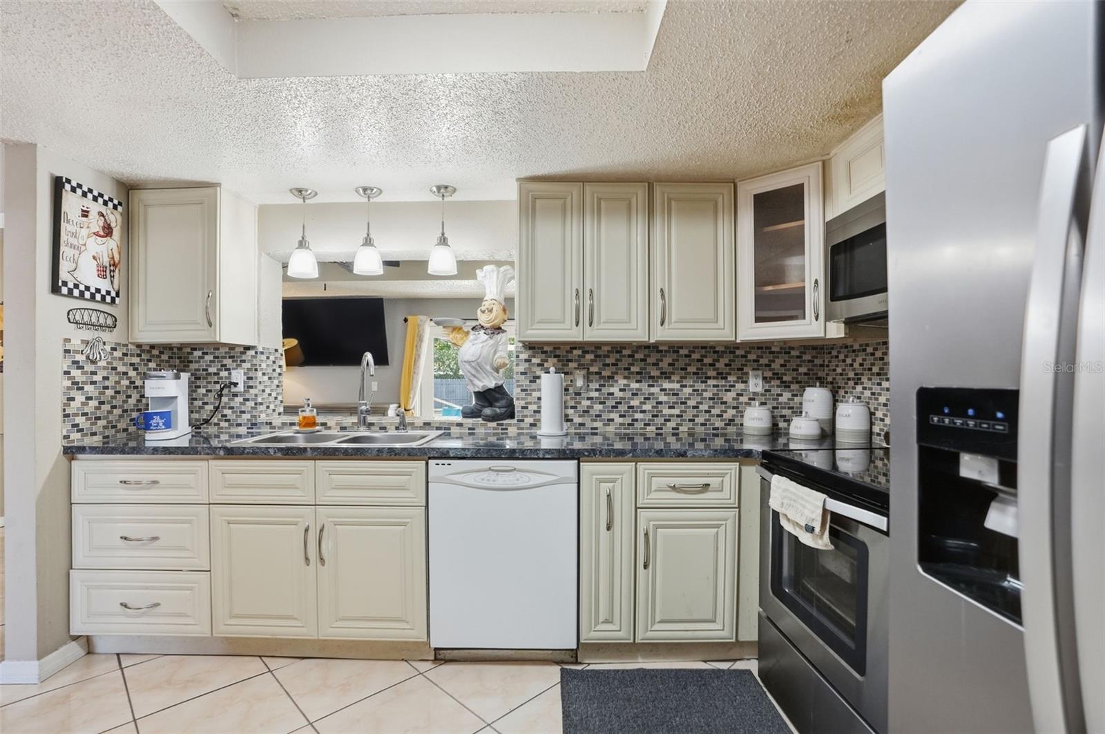 Image 19 of 65 For 13380 Barlington Street