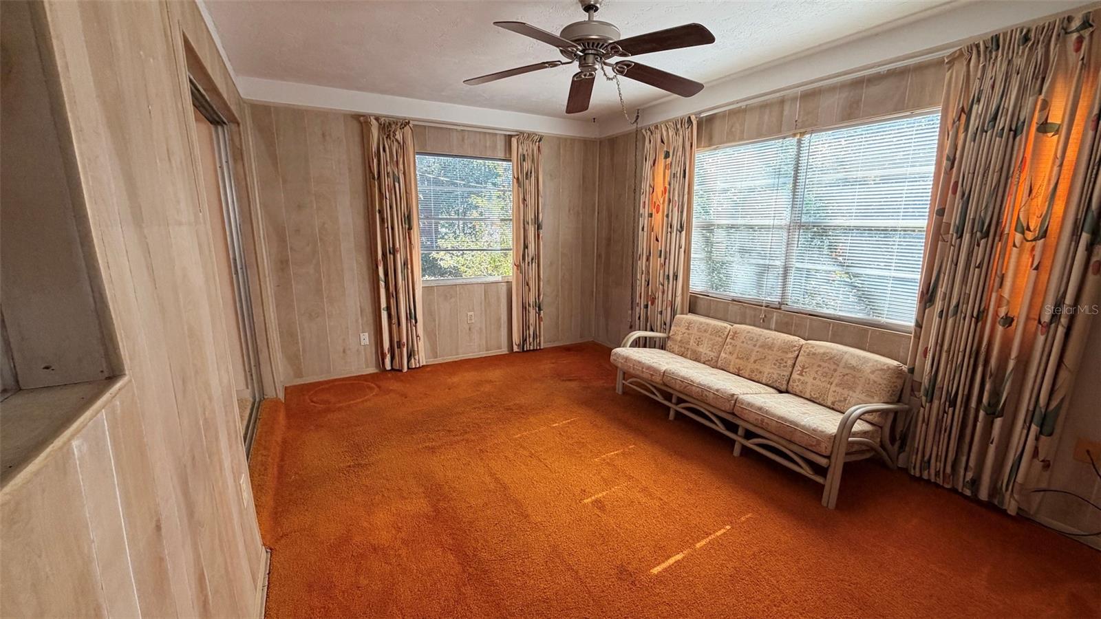 Image 13 of 30 For 4 Arizona Street