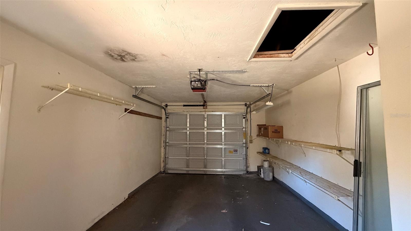 Image 24 of 30 For 4 Arizona Street