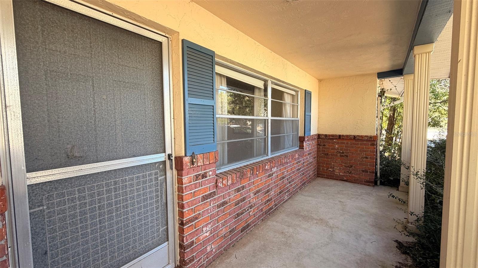 Image 6 of 30 For 4 Arizona Street