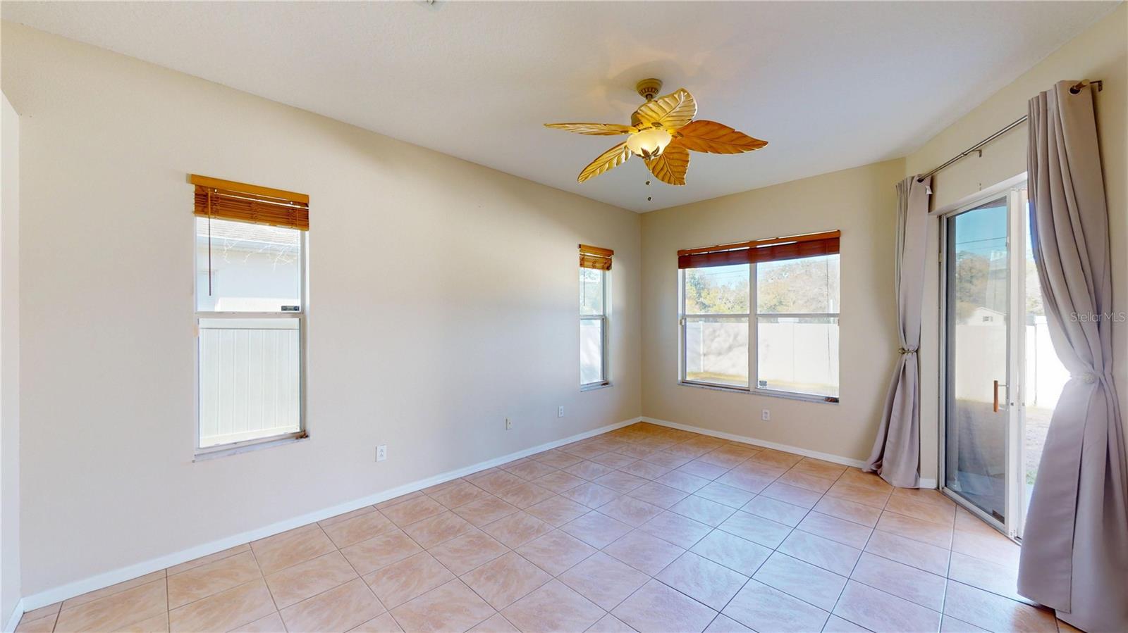 Image 21 of 42 For 6942 Orvicti Court