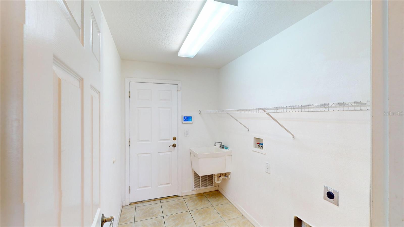 Image 30 of 42 For 6942 Orvicti Court