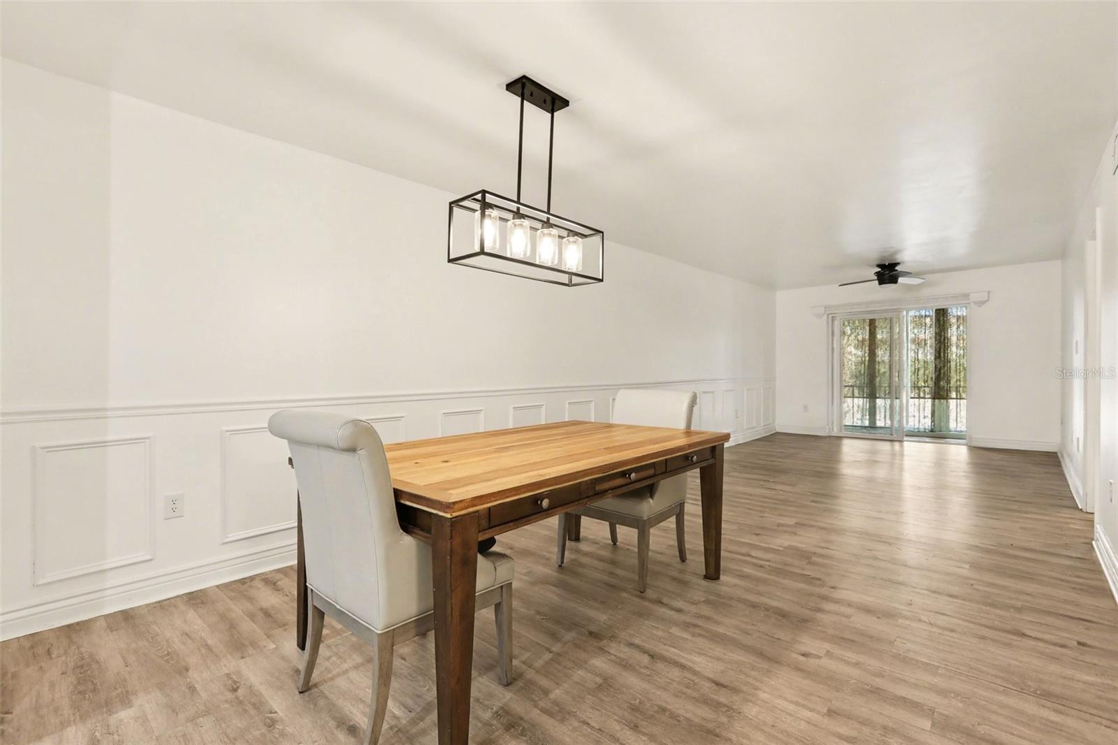 Image 6 of 32 For 4157 Heron Way 302