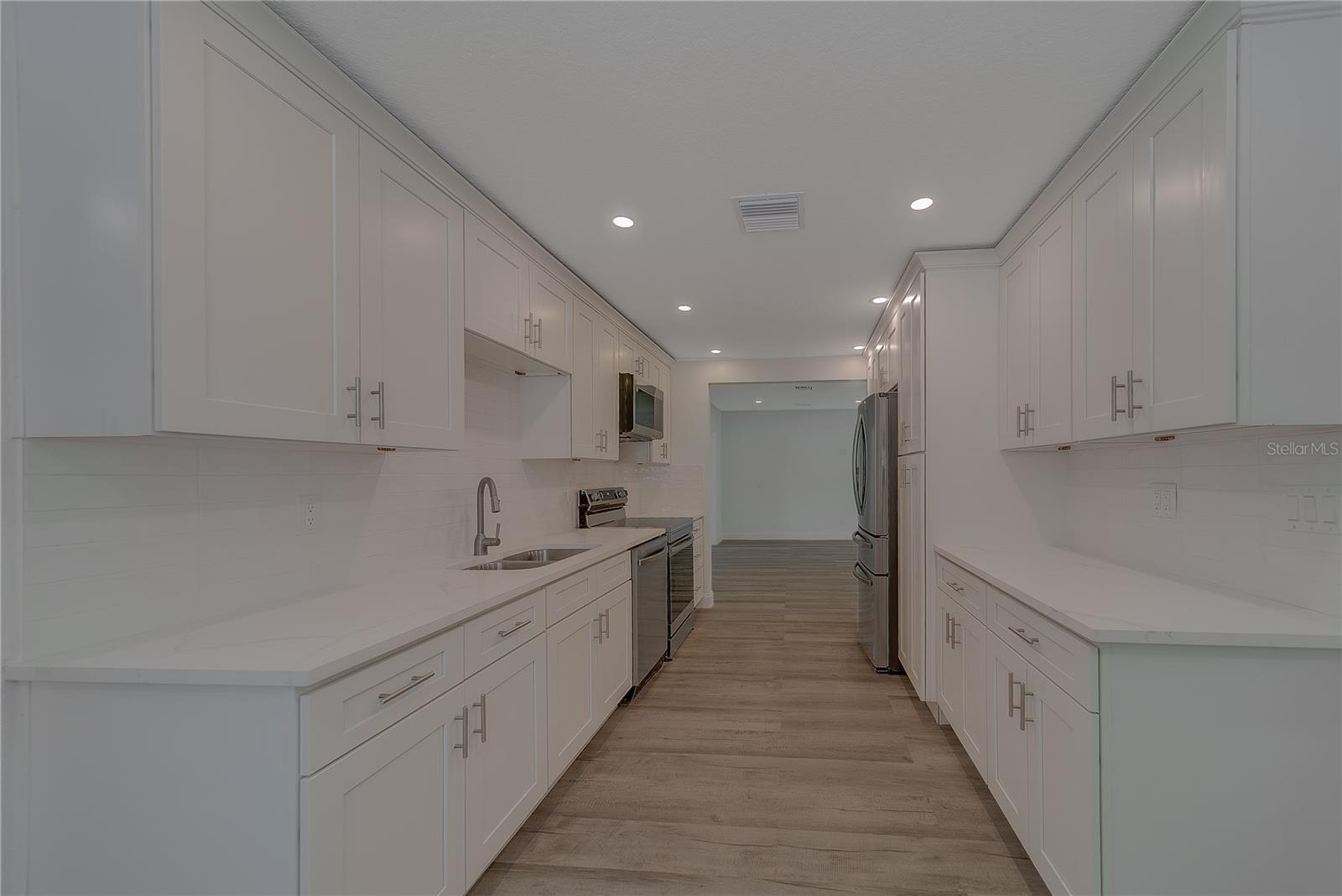 Image 15 of 60 For 1152 Jackmar Road