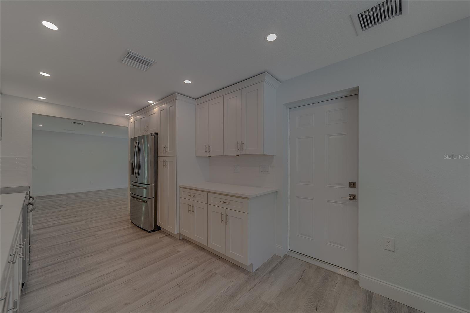 Image 16 of 60 For 1152 Jackmar Road