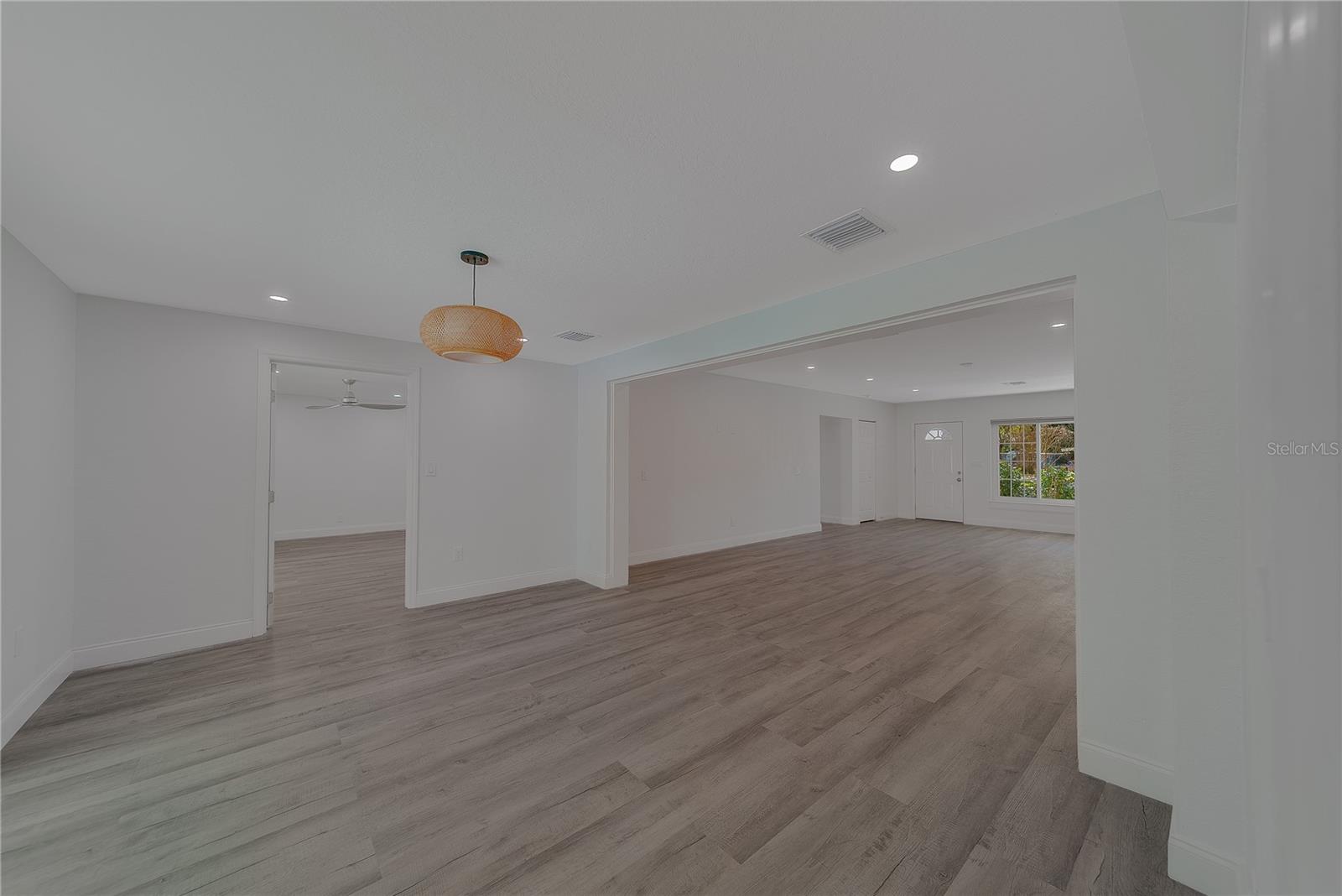 Image 23 of 60 For 1152 Jackmar Road