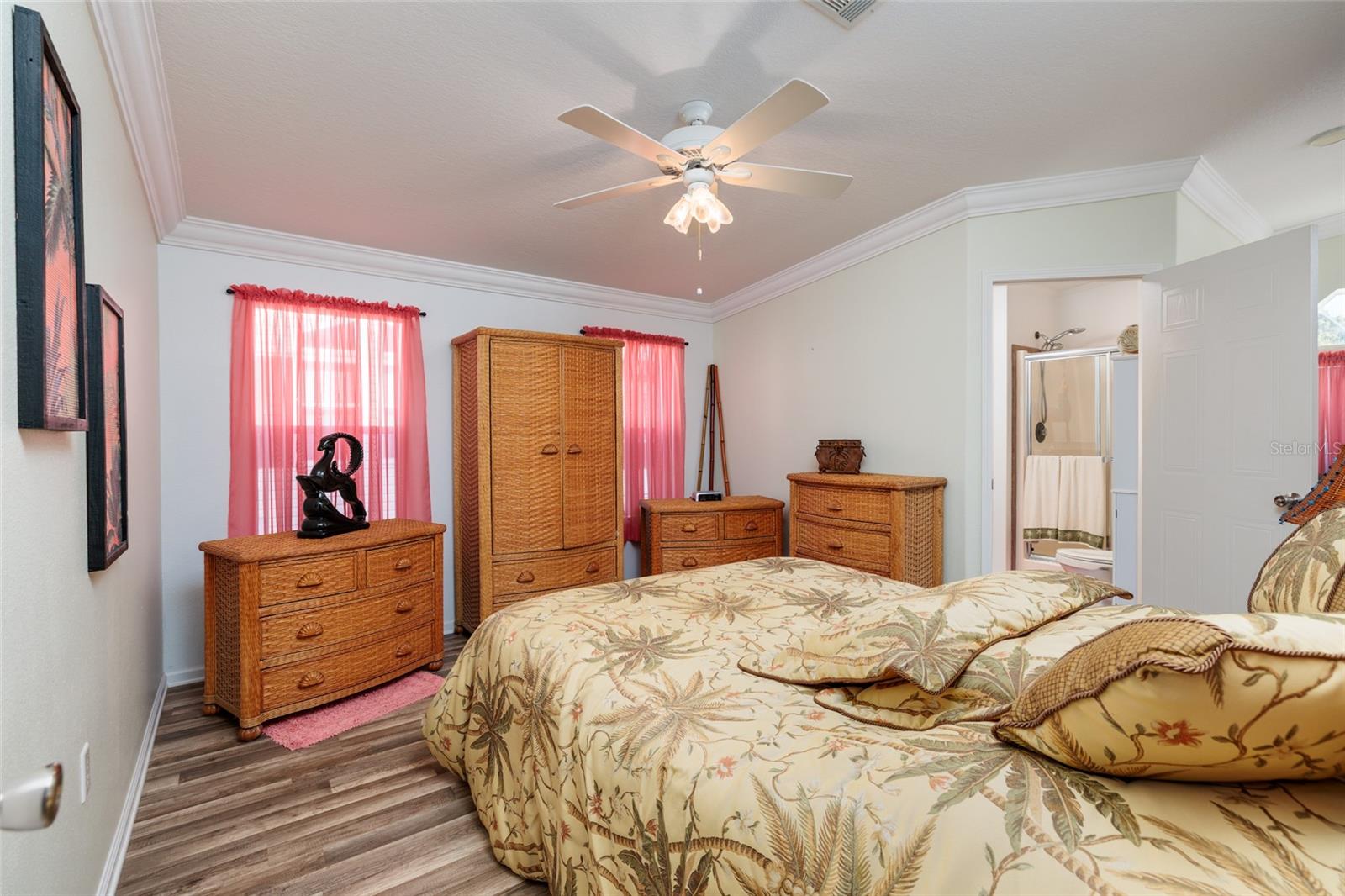 Image 16 of 55 For 134 Americana Court Ne 216