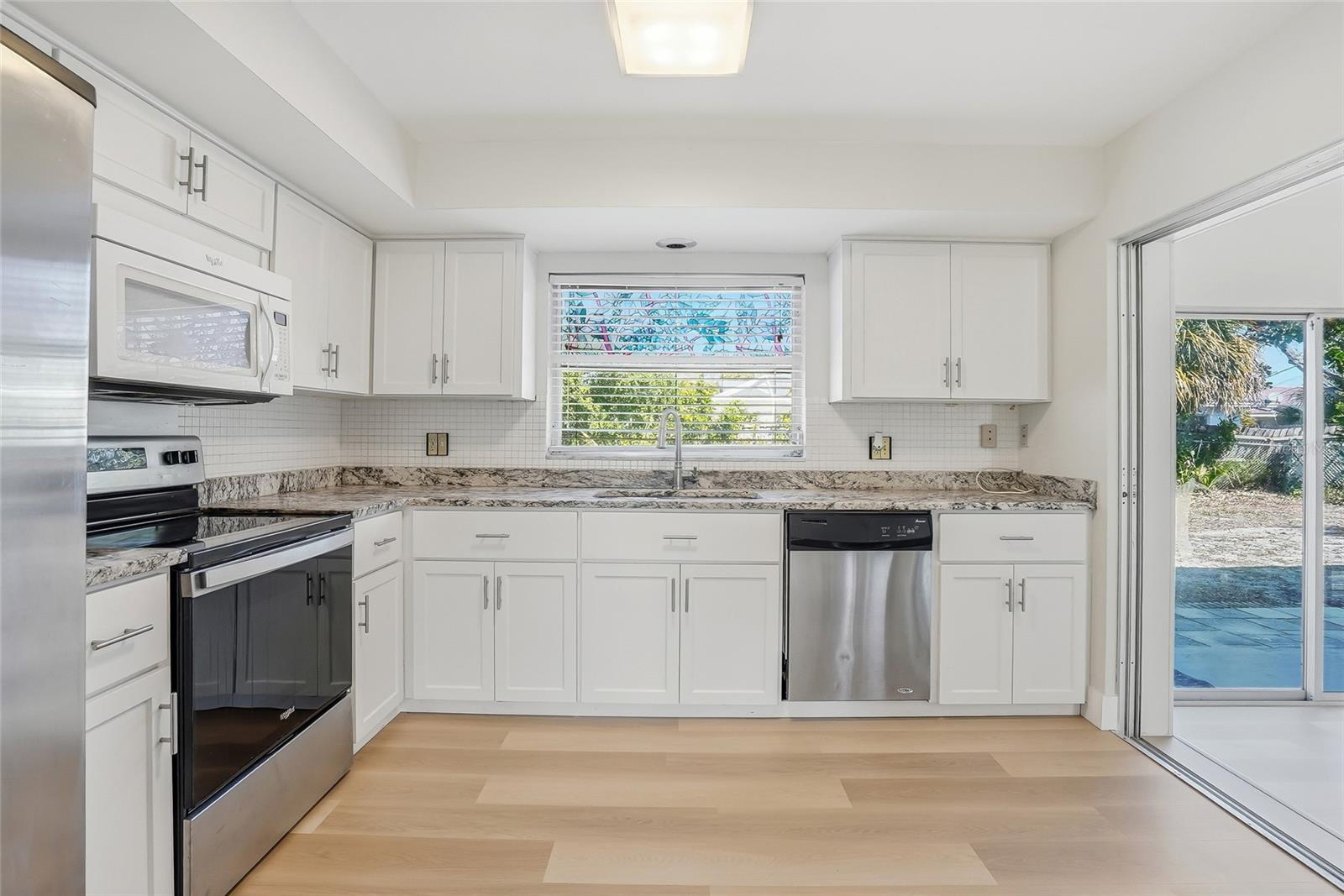 Image 12 of 32 For 1801 62nd Terrace S