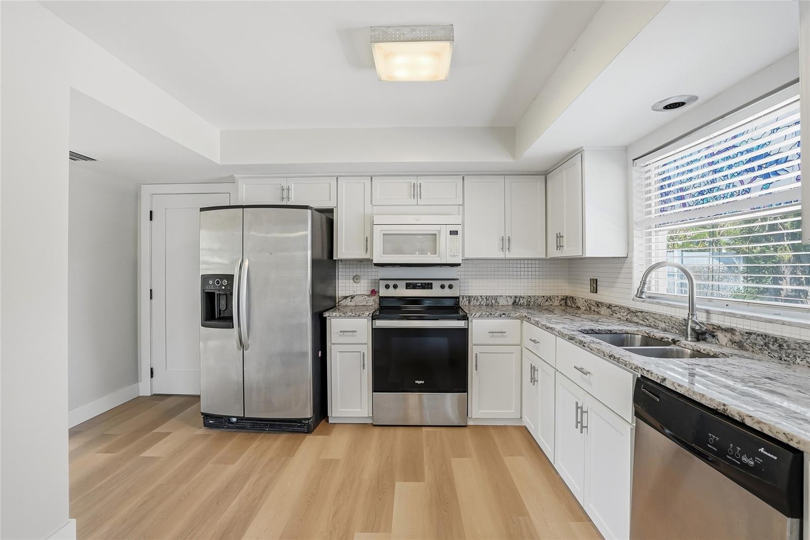 Image 13 of 32 For 1801 62nd Terrace S