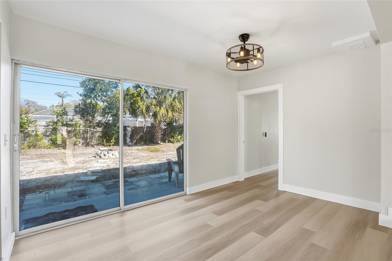 Image 15 of 32 For 1801 62nd Terrace S