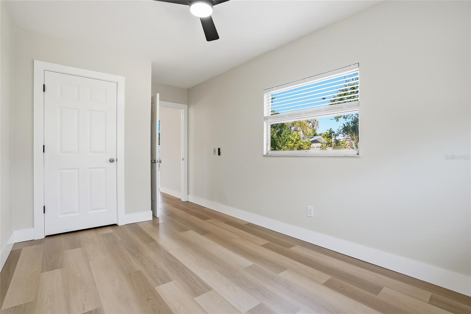 Image 18 of 32 For 1801 62nd Terrace S