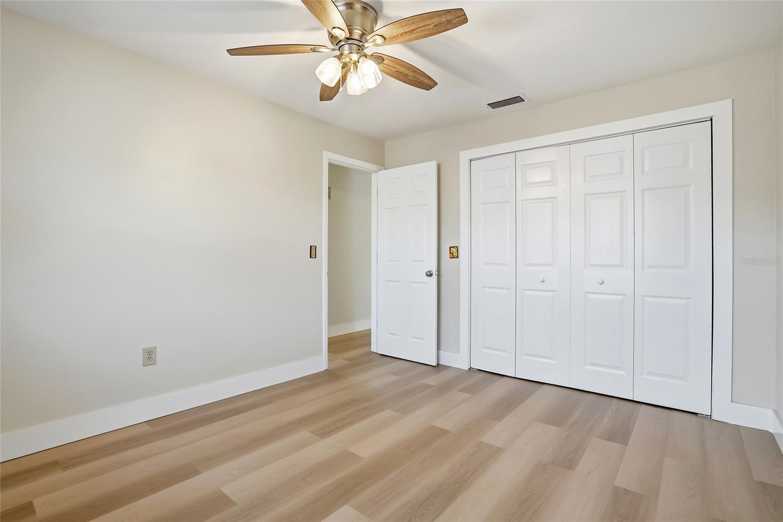 Image 20 of 32 For 1801 62nd Terrace S