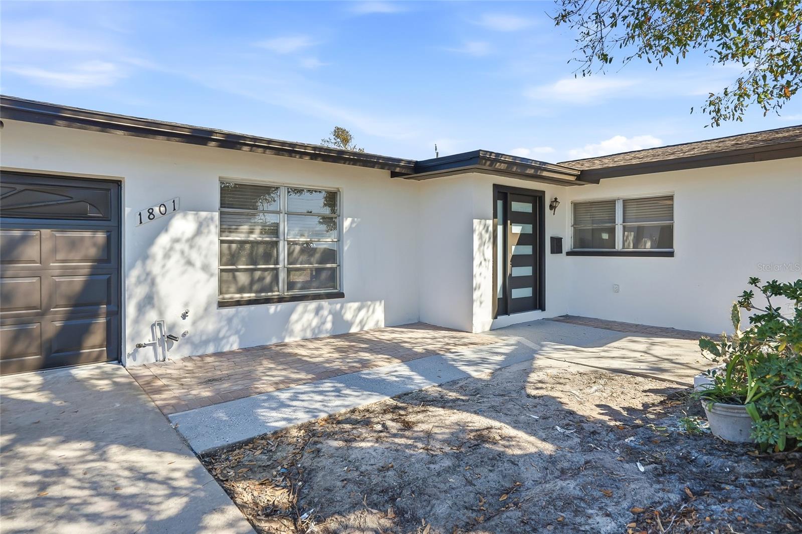 Image 3 of 32 For 1801 62nd Terrace S