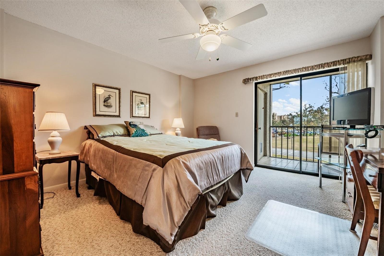 Image 20 of 45 For 3400 Cove Cay Drive 2h