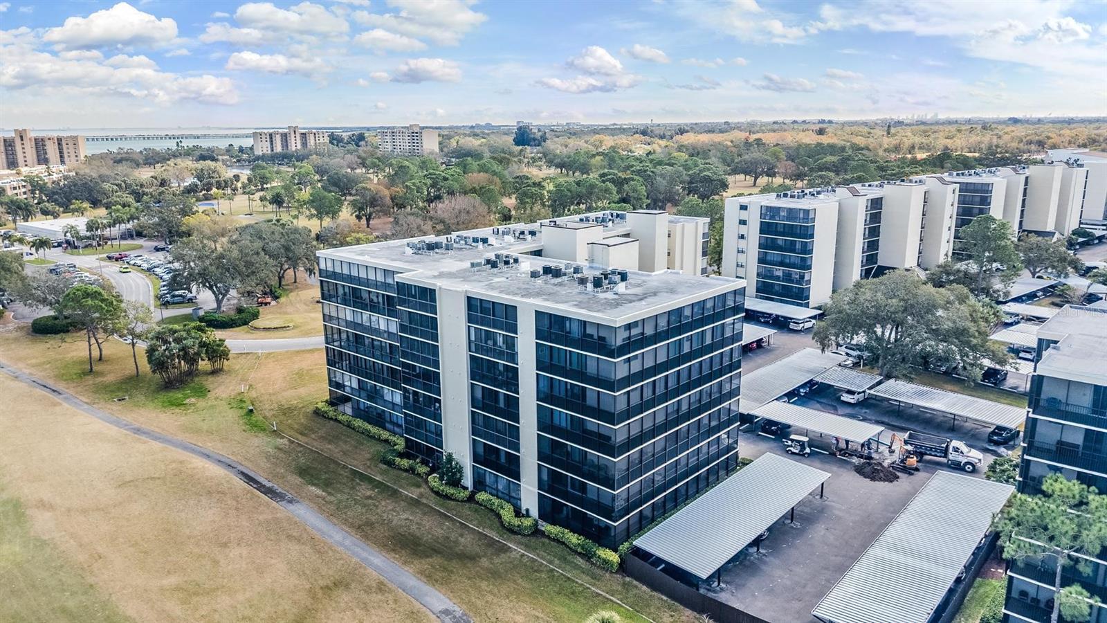 Image 35 of 45 For 3400 Cove Cay Drive 2h