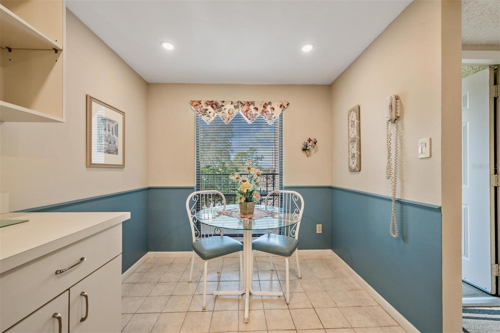 Image 7 of 45 For 3400 Cove Cay Drive 2h