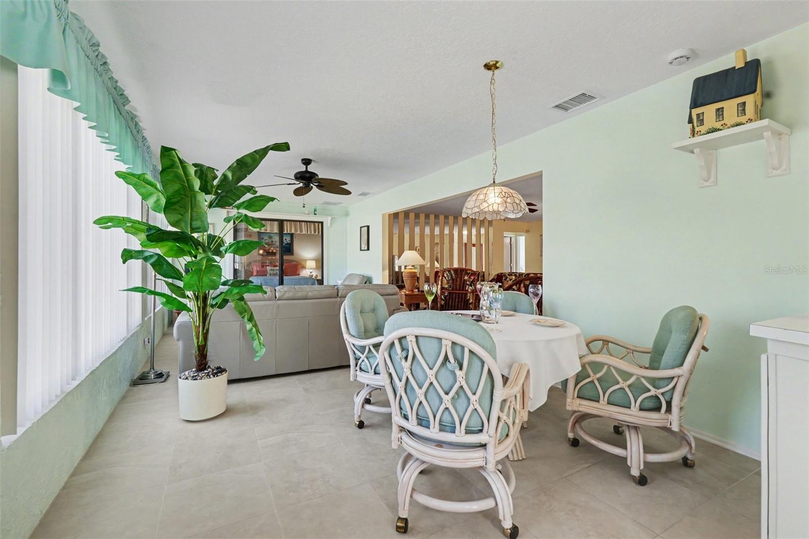 Image 13 of 34 For 3529 Oak Lake Drive