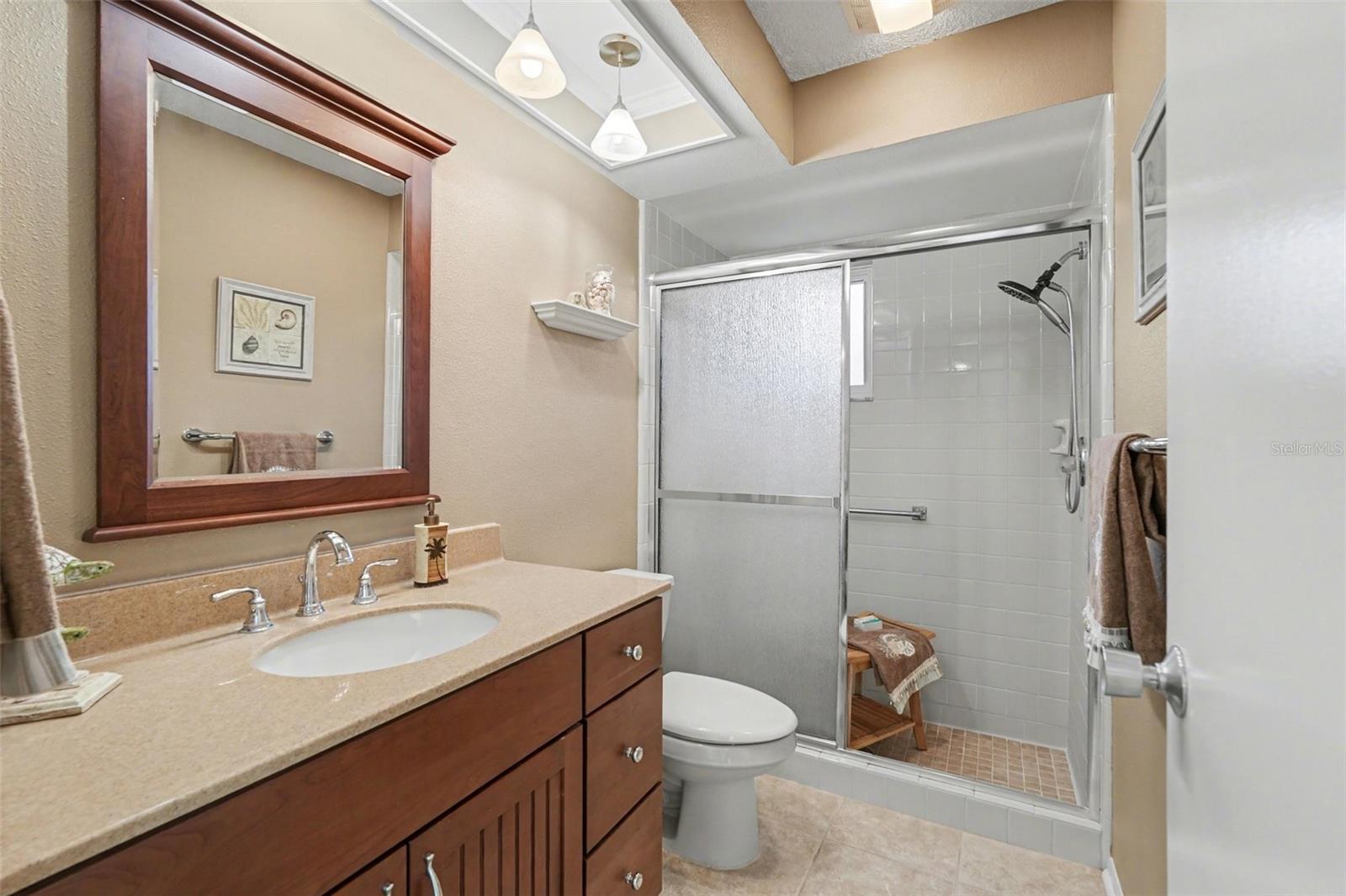 Image 22 of 34 For 3529 Oak Lake Drive