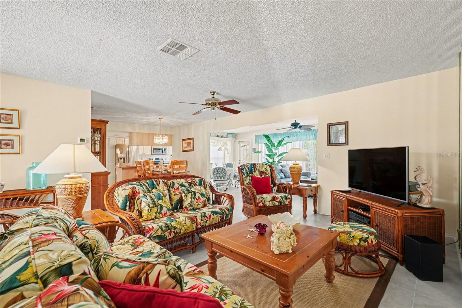 Image 6 of 34 For 3529 Oak Lake Drive