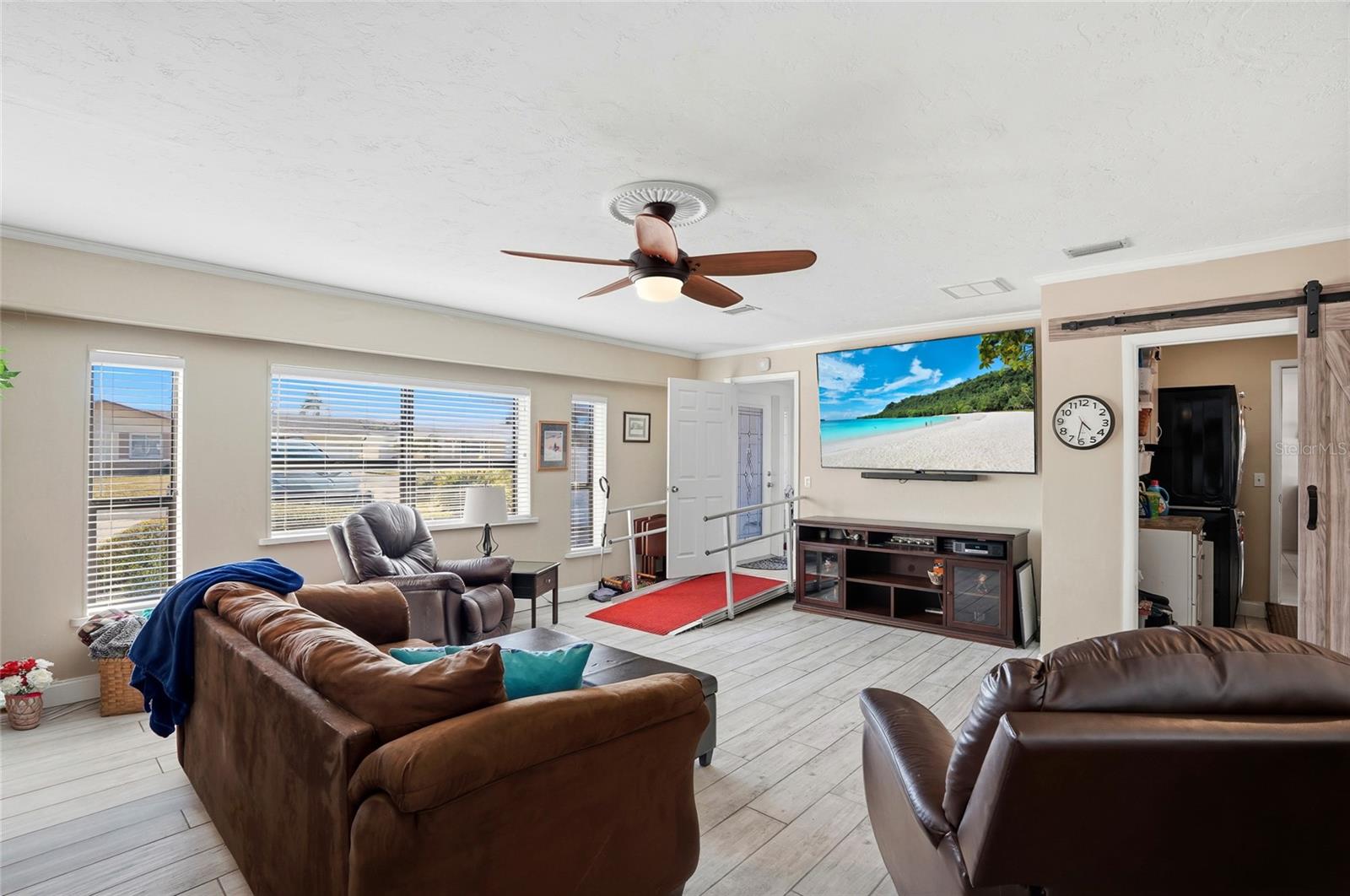 Image 9 of 18 For 6641 12th Avenue N