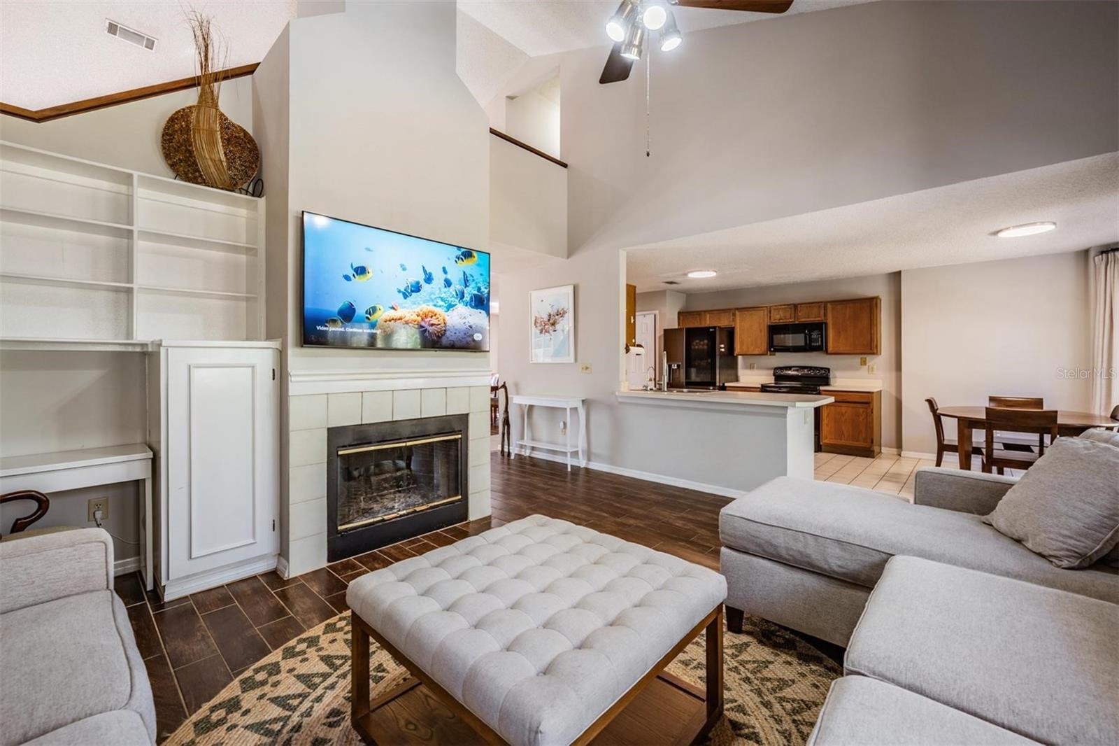 Listing photo id 12 for 16105 Stowe Court