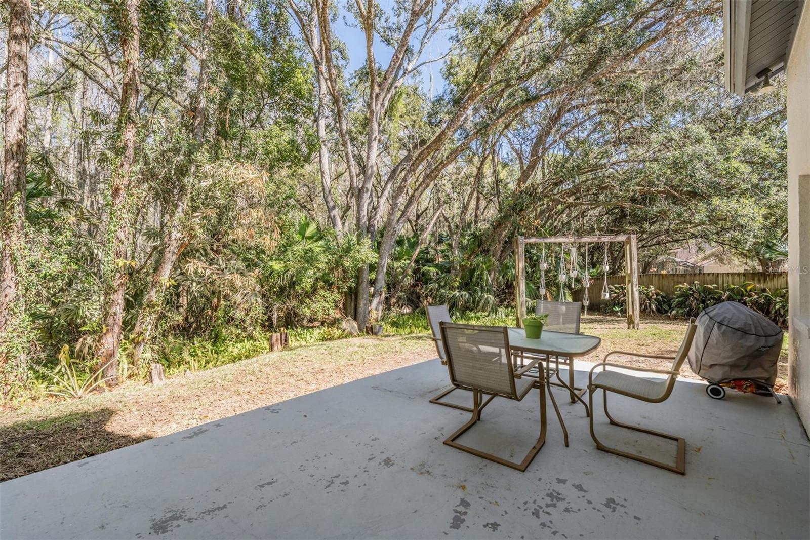 Listing photo id 32 for 16105 Stowe Court