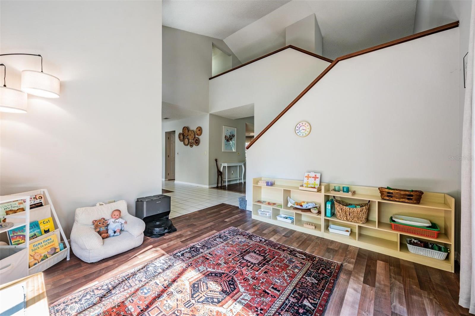 Listing photo id 4 for 16105 Stowe Court