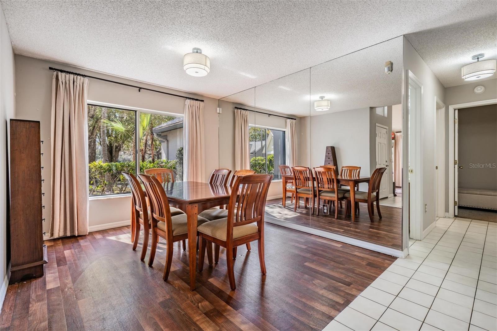 Listing photo id 7 for 16105 Stowe Court