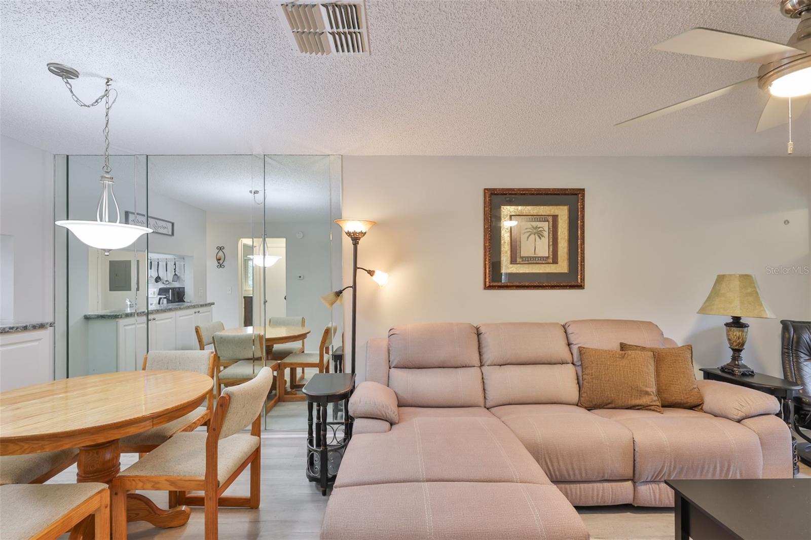 Image 13 of 32 For 2460 Northside Drive 506