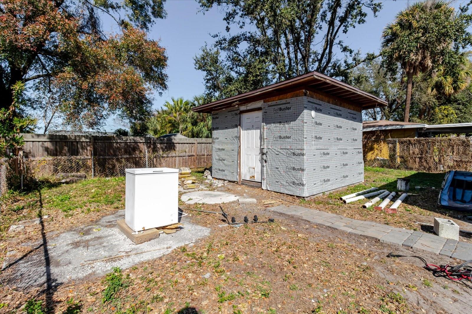 Image 18 of 70 For 2006 Stuart Street