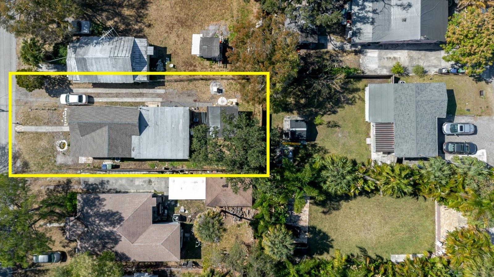 Image 55 of 70 For 2006 Stuart Street